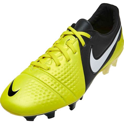 nike ctr360 maestri 10.5